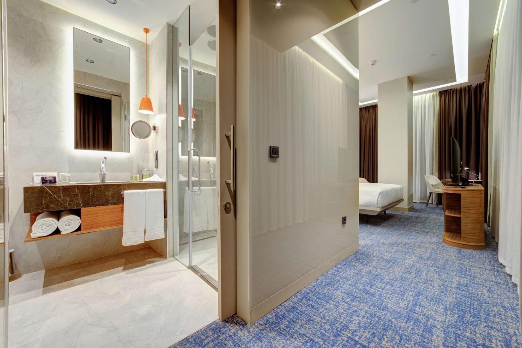 Doubletree By Hilton Adana Hotel Екстериор снимка