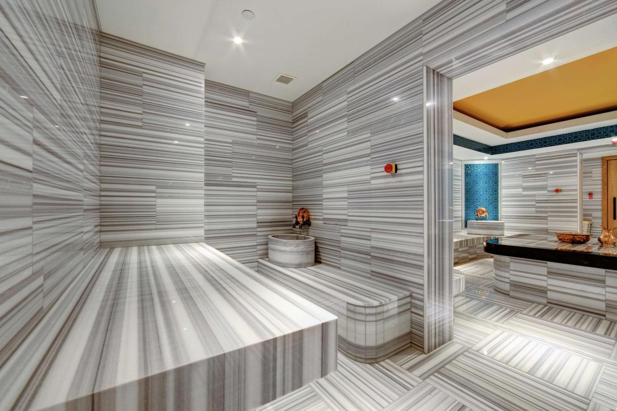 Doubletree By Hilton Adana Hotel Екстериор снимка