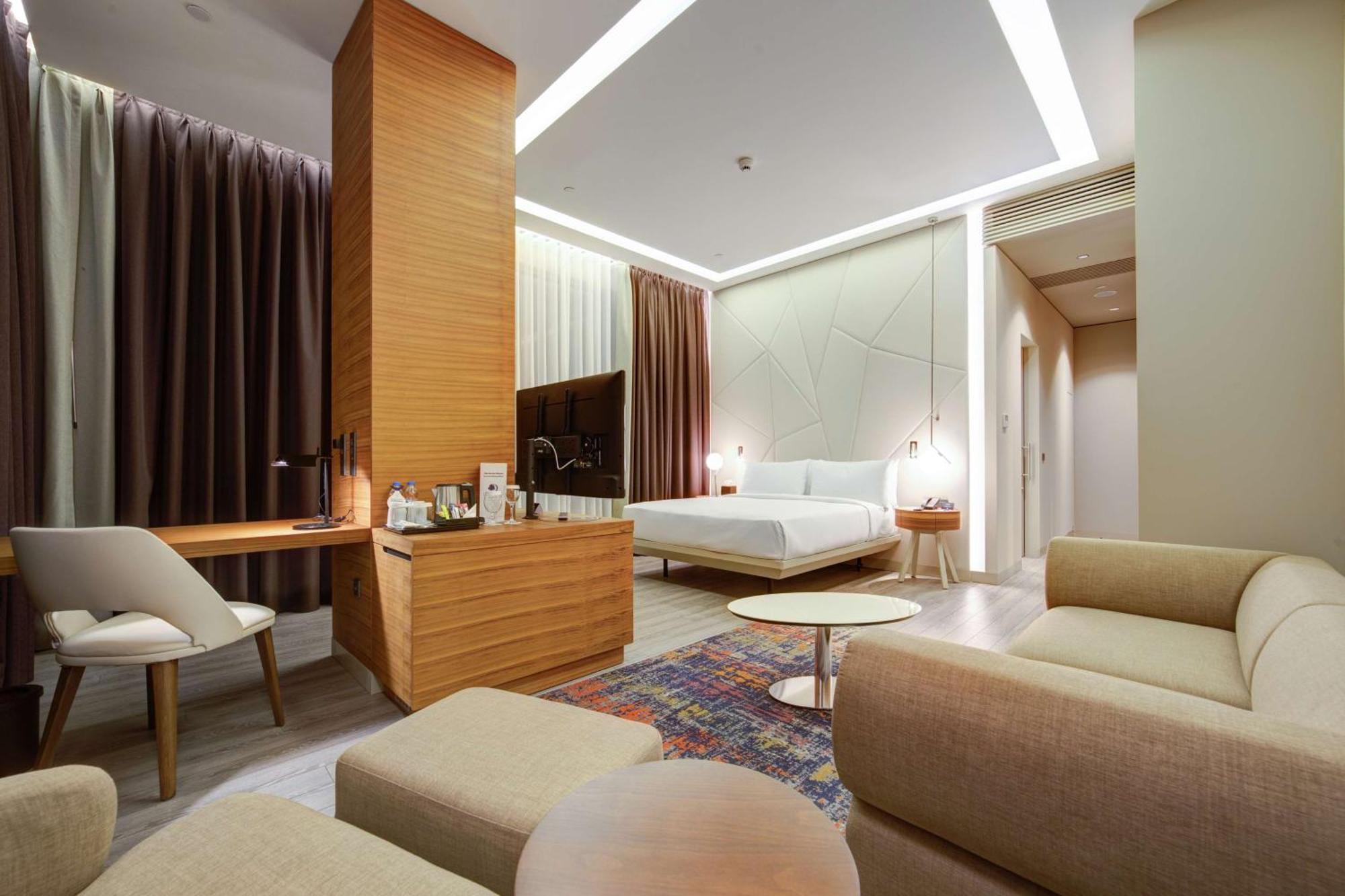 Doubletree By Hilton Adana Hotel Екстериор снимка