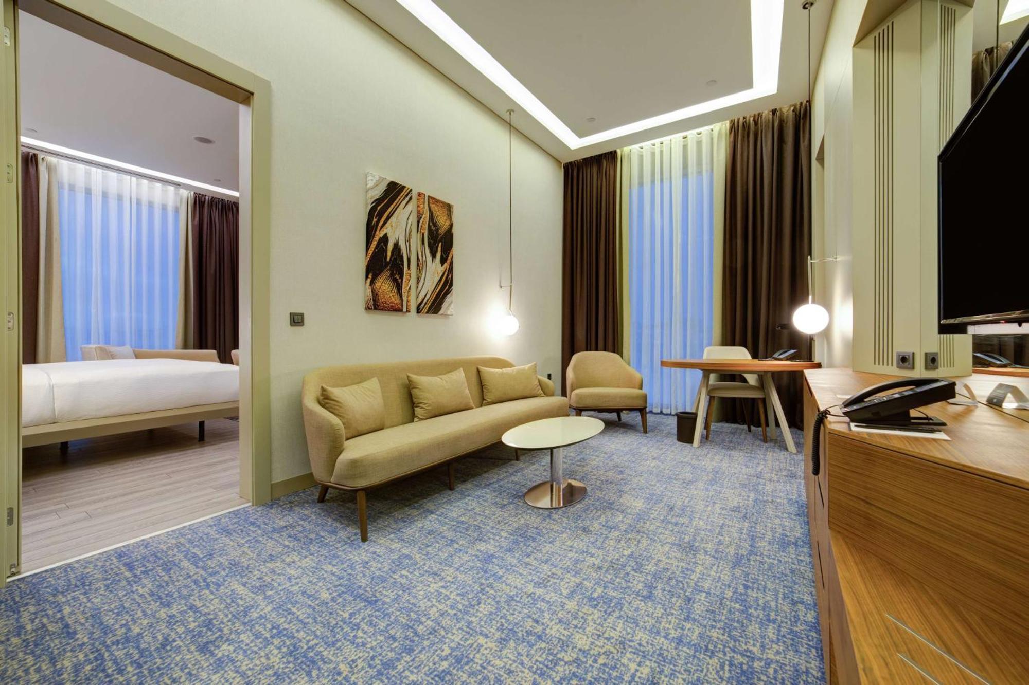 Doubletree By Hilton Adana Hotel Екстериор снимка