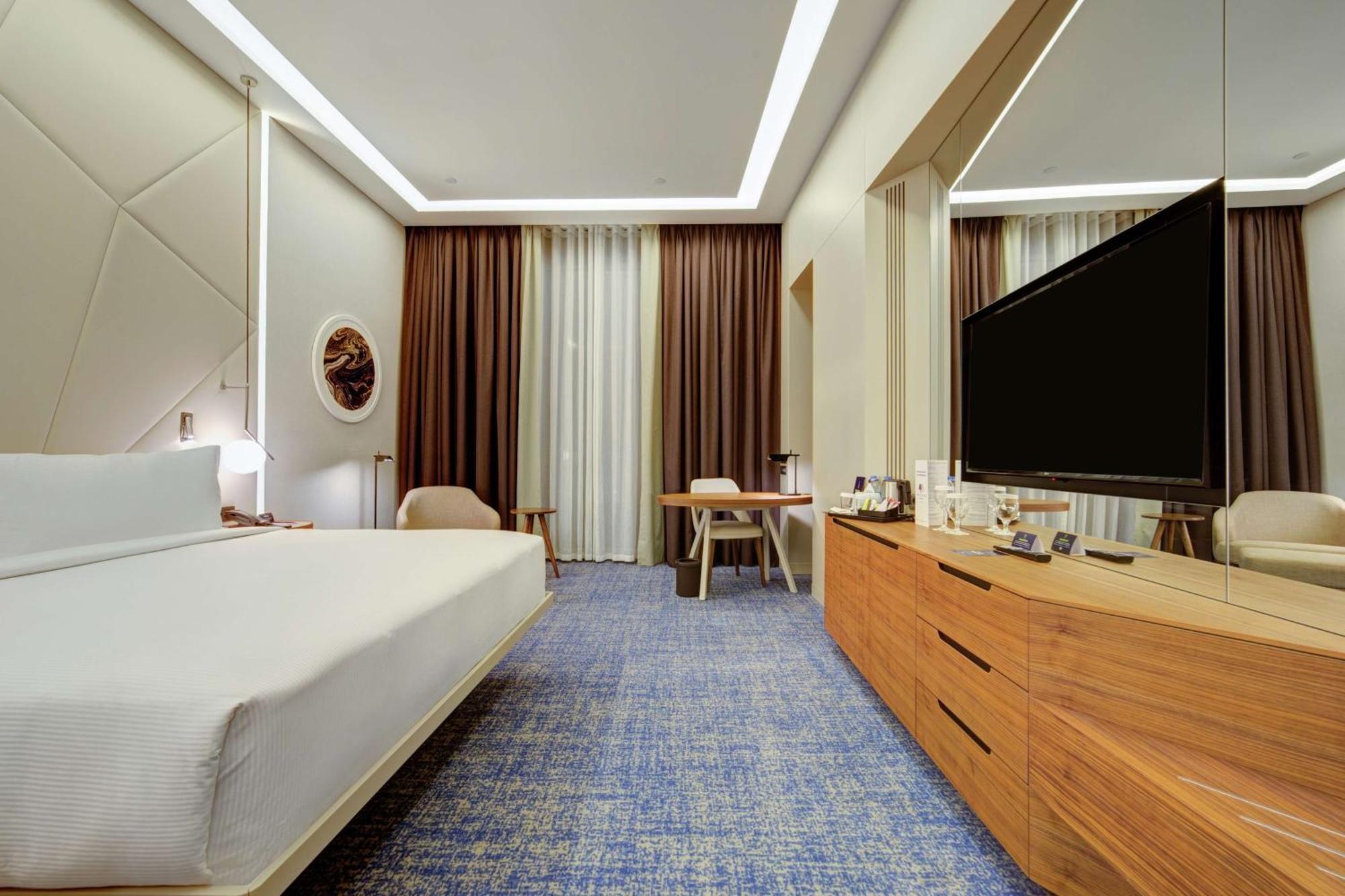 Doubletree By Hilton Adana Hotel Екстериор снимка