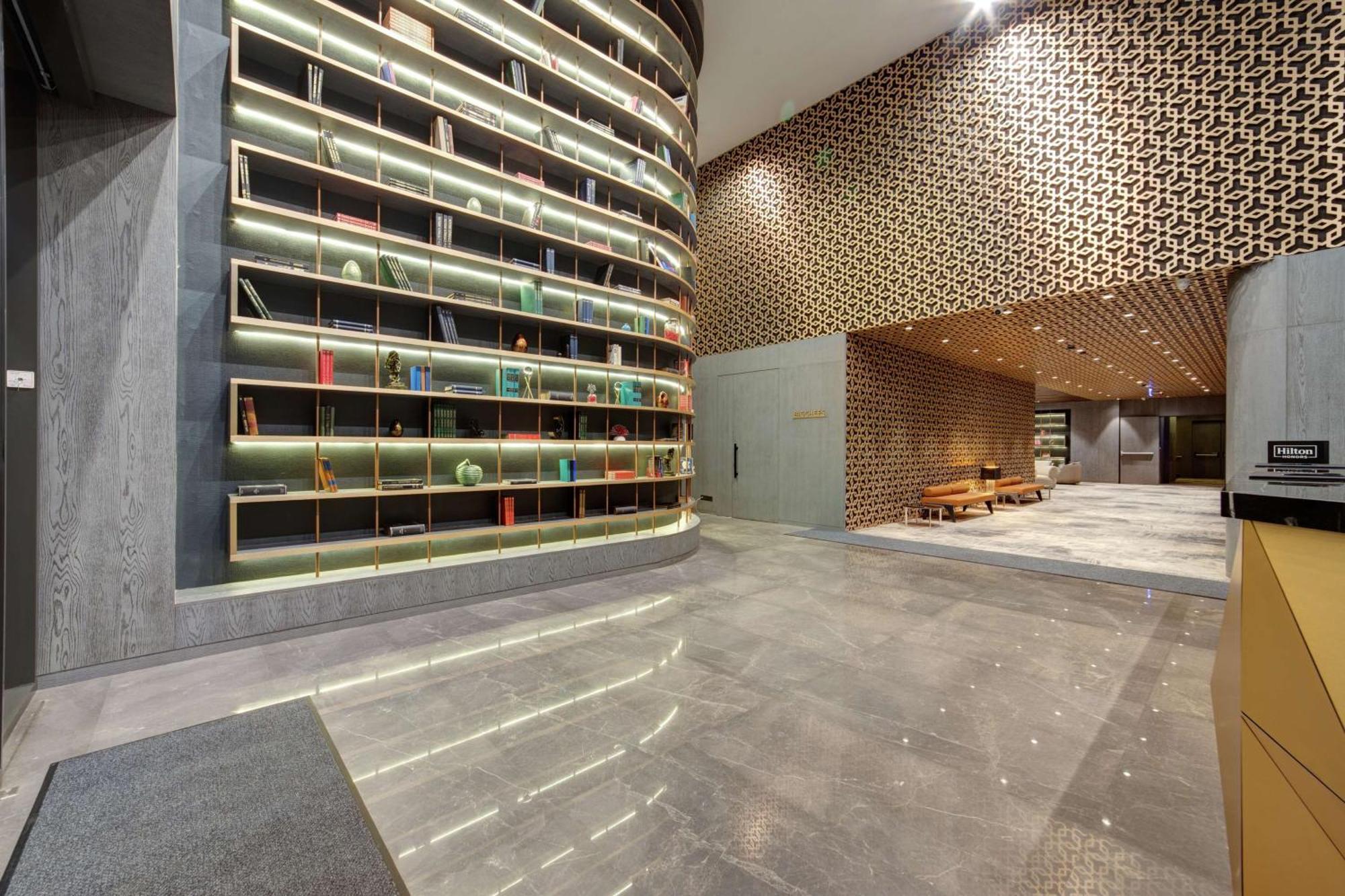 Doubletree By Hilton Adana Hotel Екстериор снимка